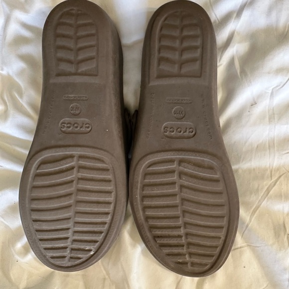 Crocs Women's Slip On Wedge Slides Sandals Brown Size 10. - Picture 6 of 8